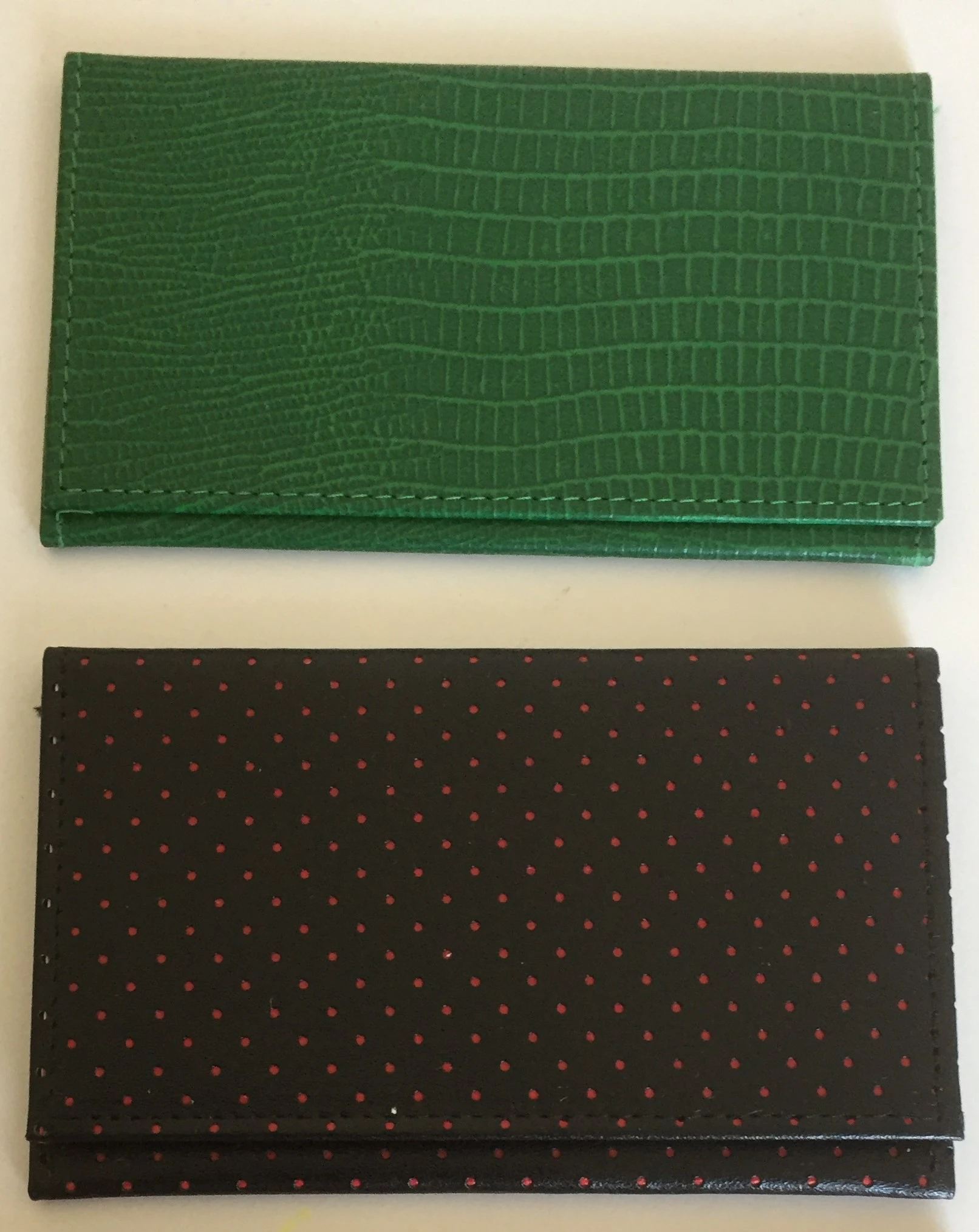 Luxuriöses Visitenkarten-Etui, Leder -NEU- 