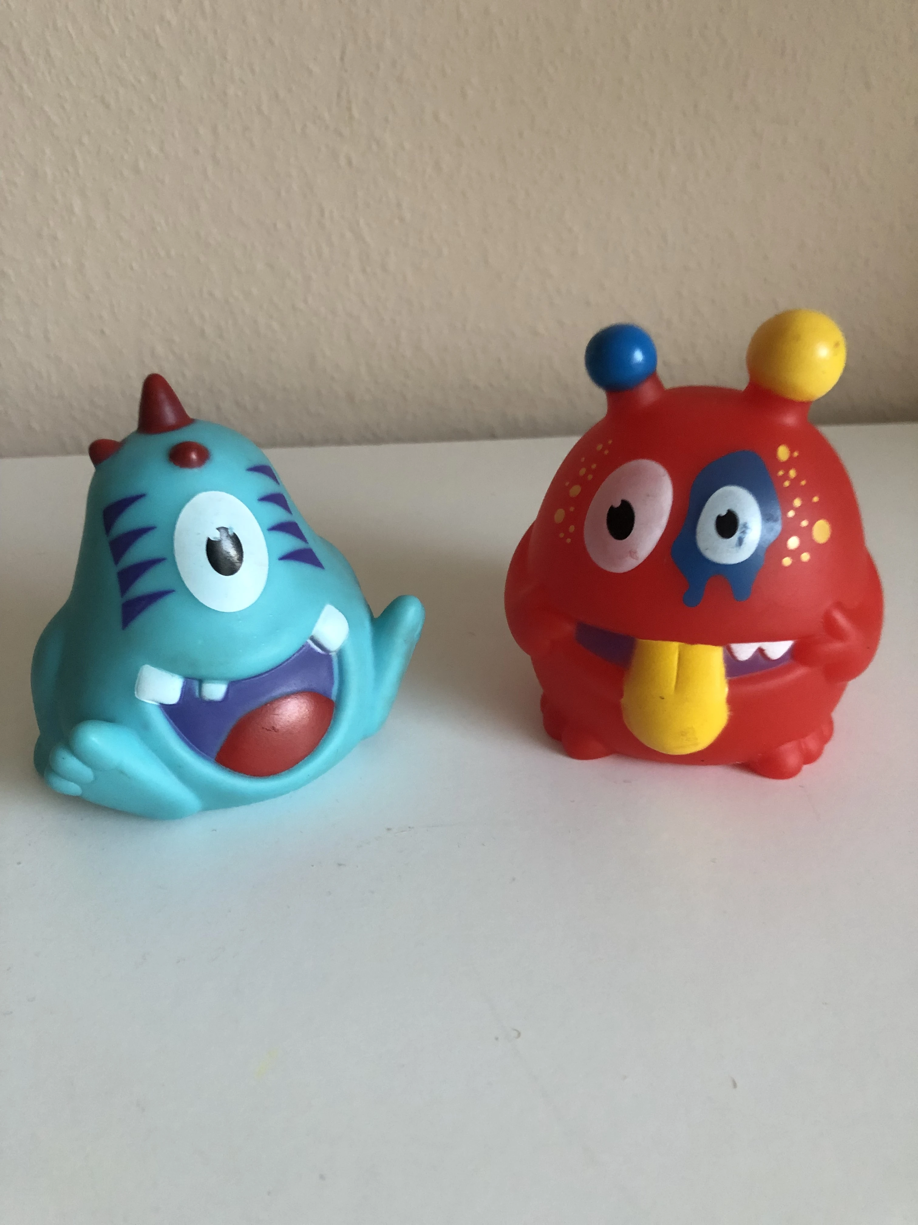 Diverse neuwertige Babyartikel 