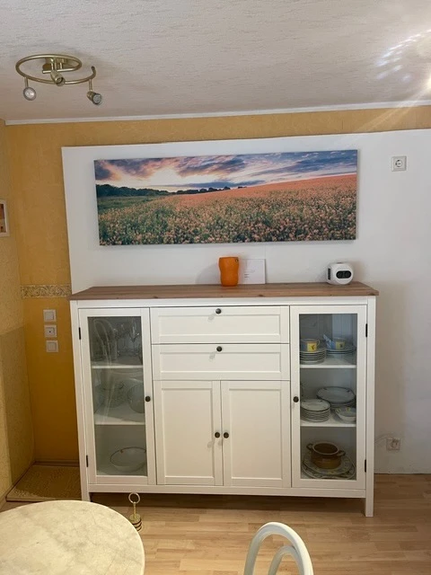 Geschirr-Sideboard