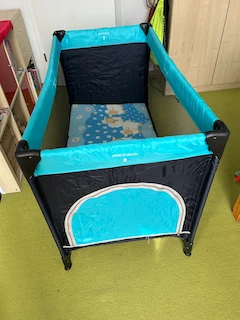 Bett mit extra Matratze