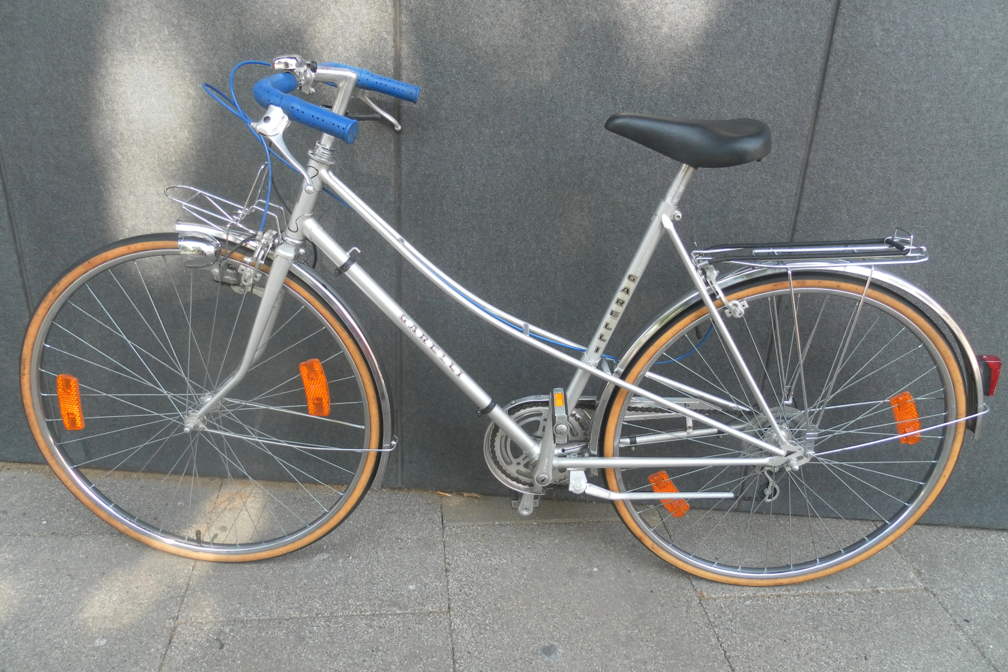 Super erhalten, original Zustand