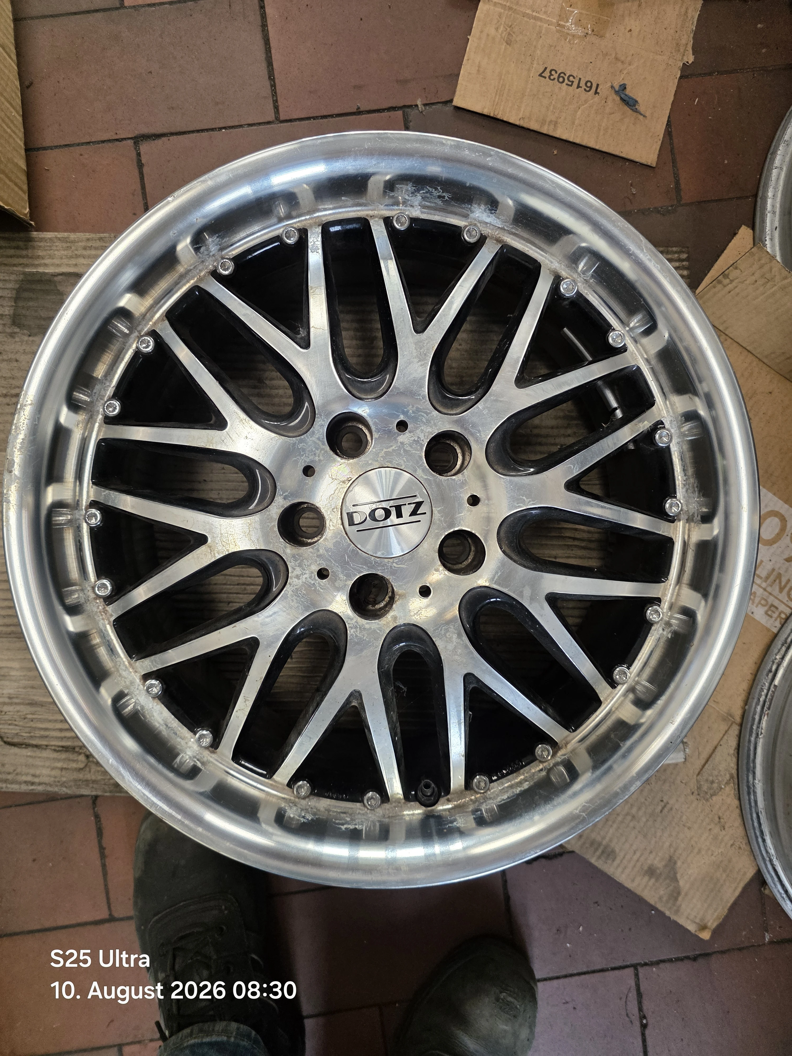 8jx17