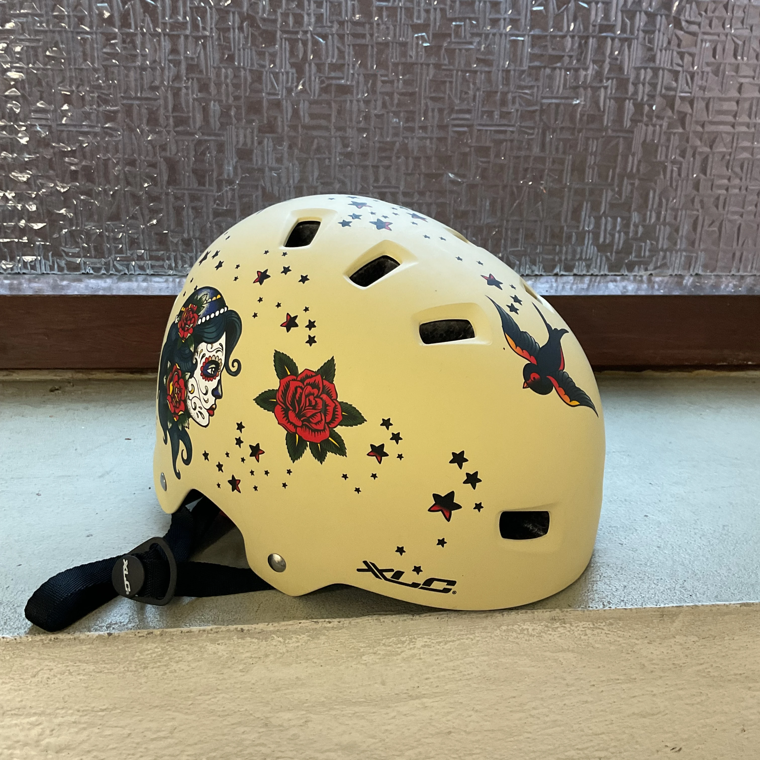 Damenhelm