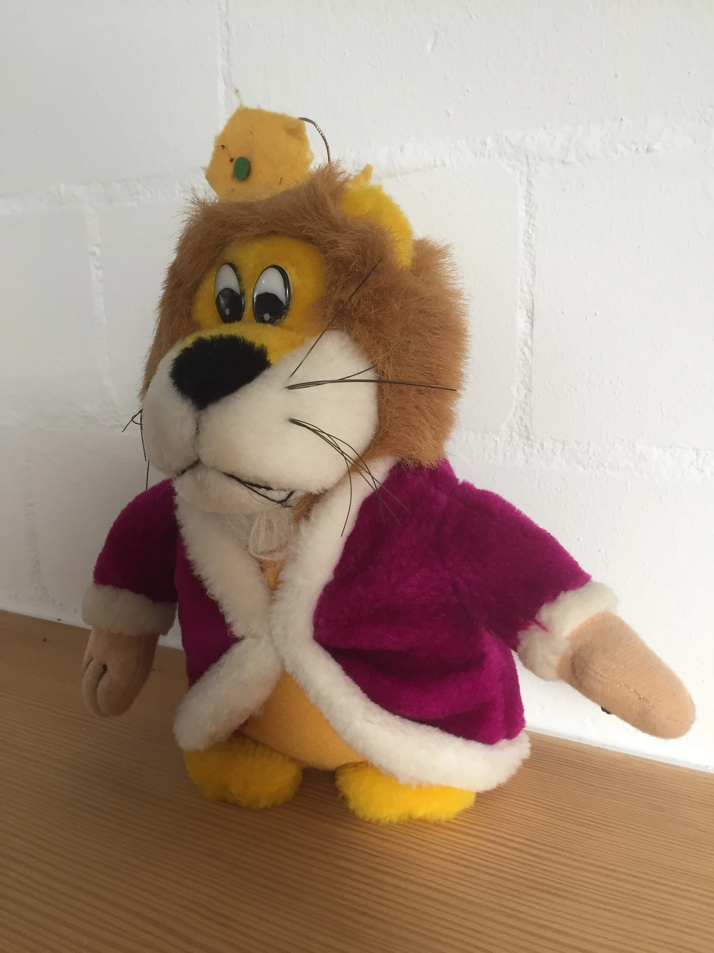 Löwe König von Trudi Kuscheltier 