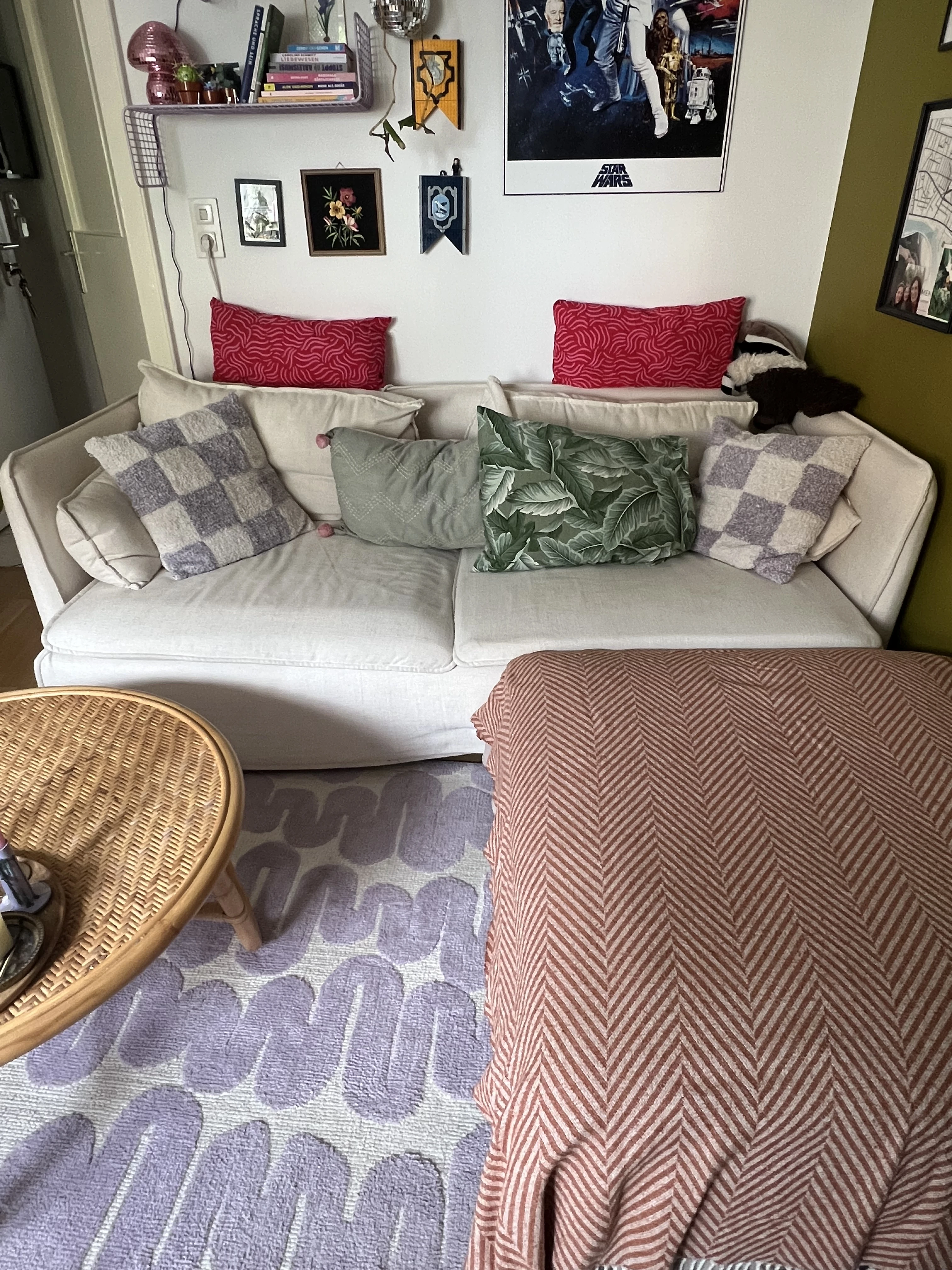 Sofa mit Hocker 