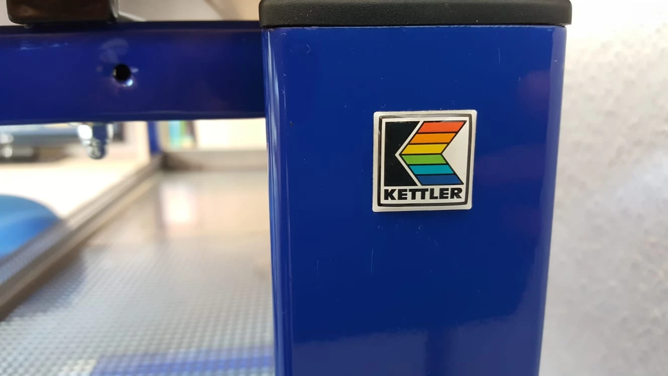 Marke Schreibtisch 