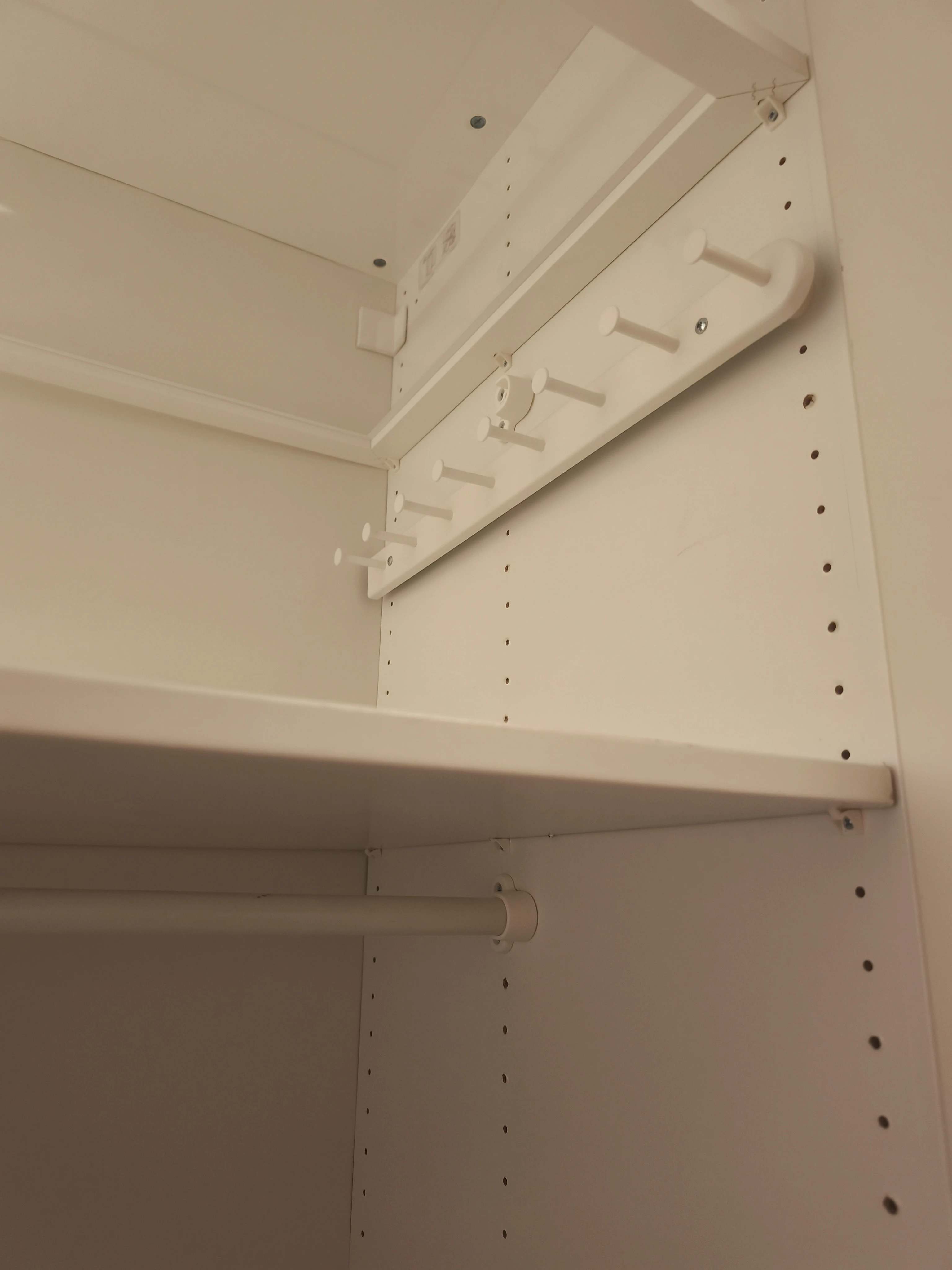 Schrank