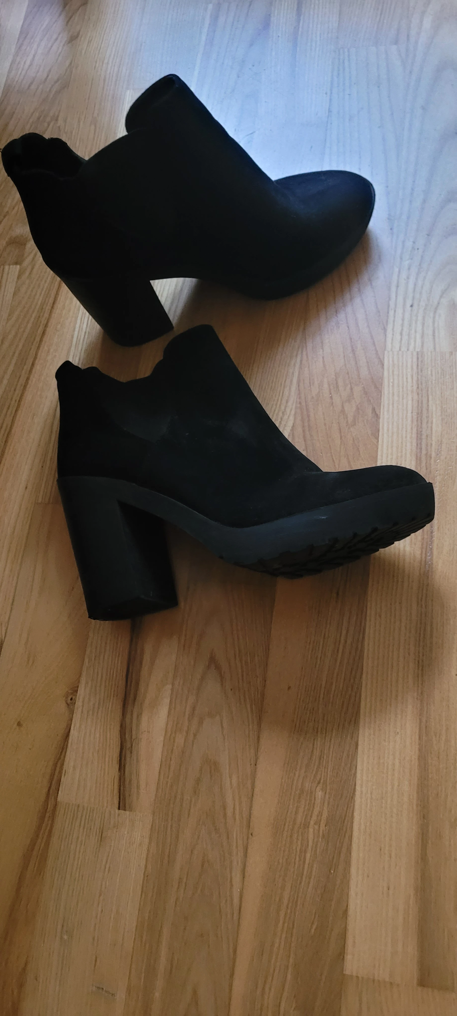 Schwarze Damenstiefeletten Gr.39