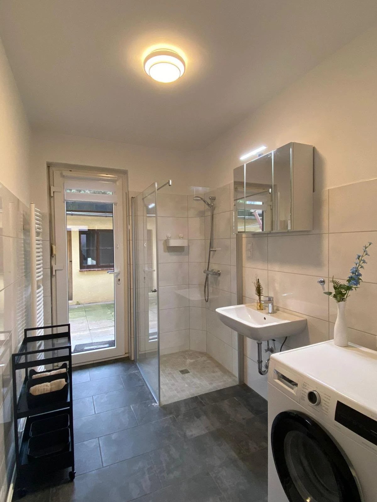 Gemeinsames Badezimmer 