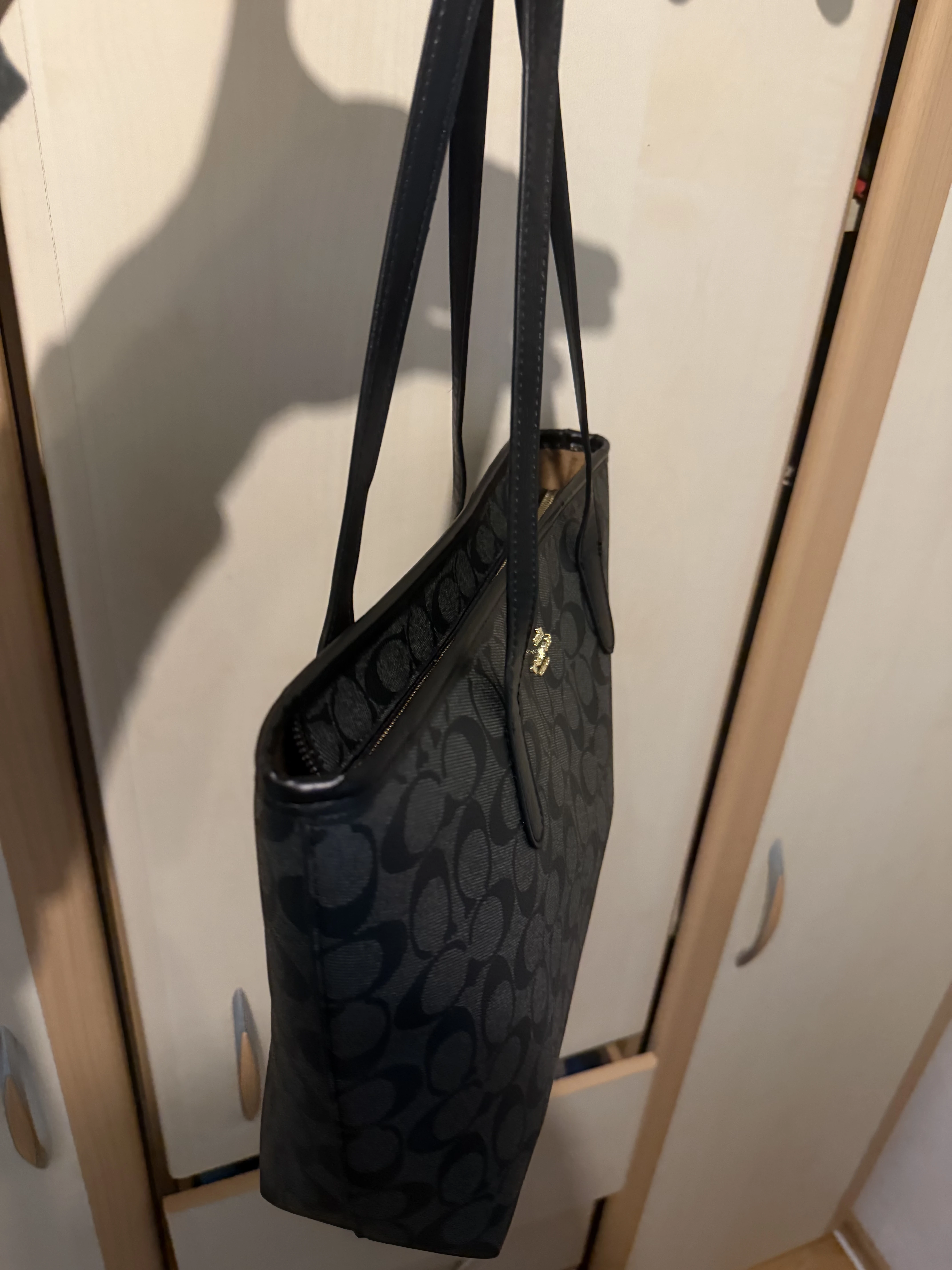 Schwarze Tasche 