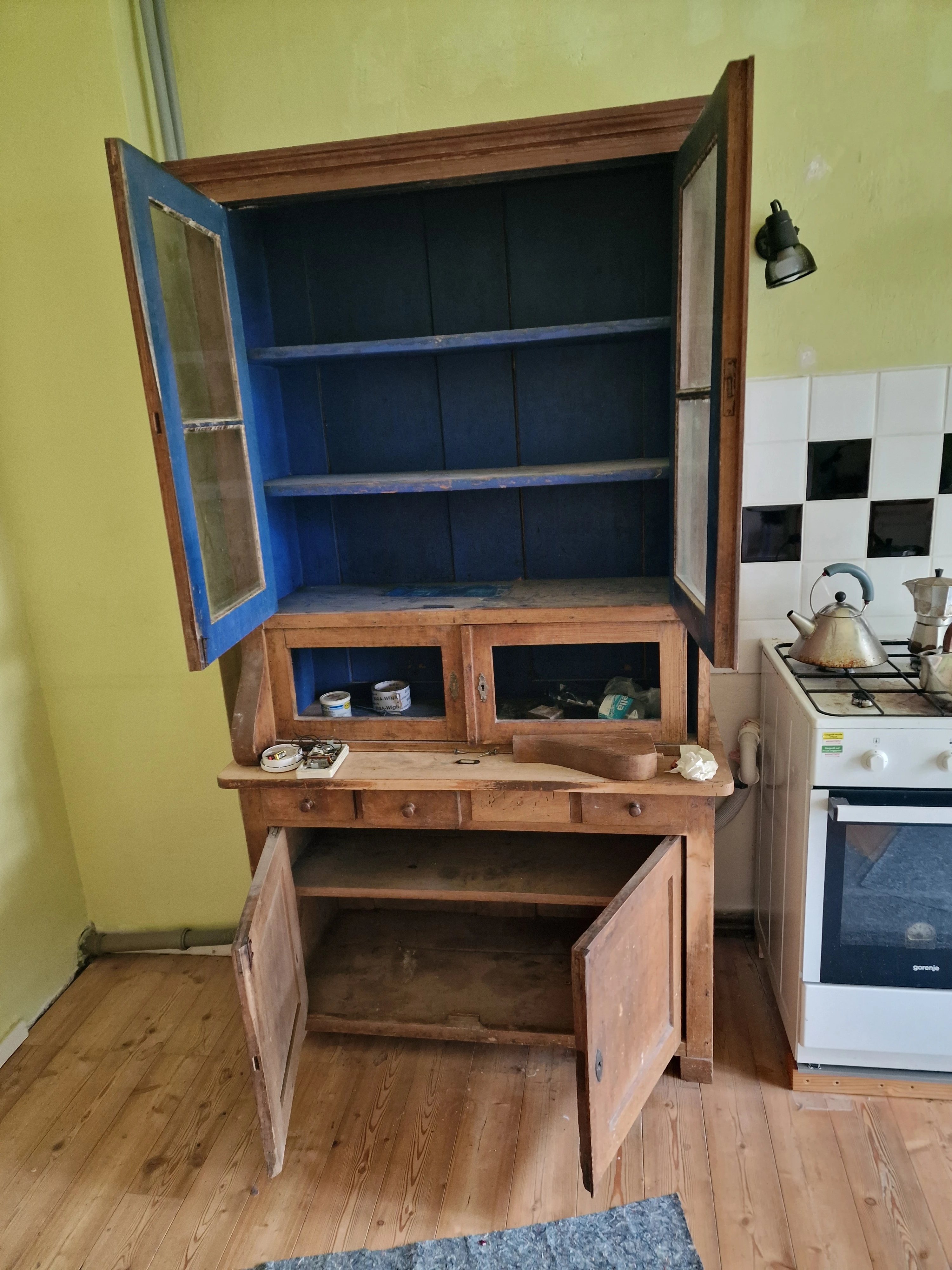 Küchenschrank