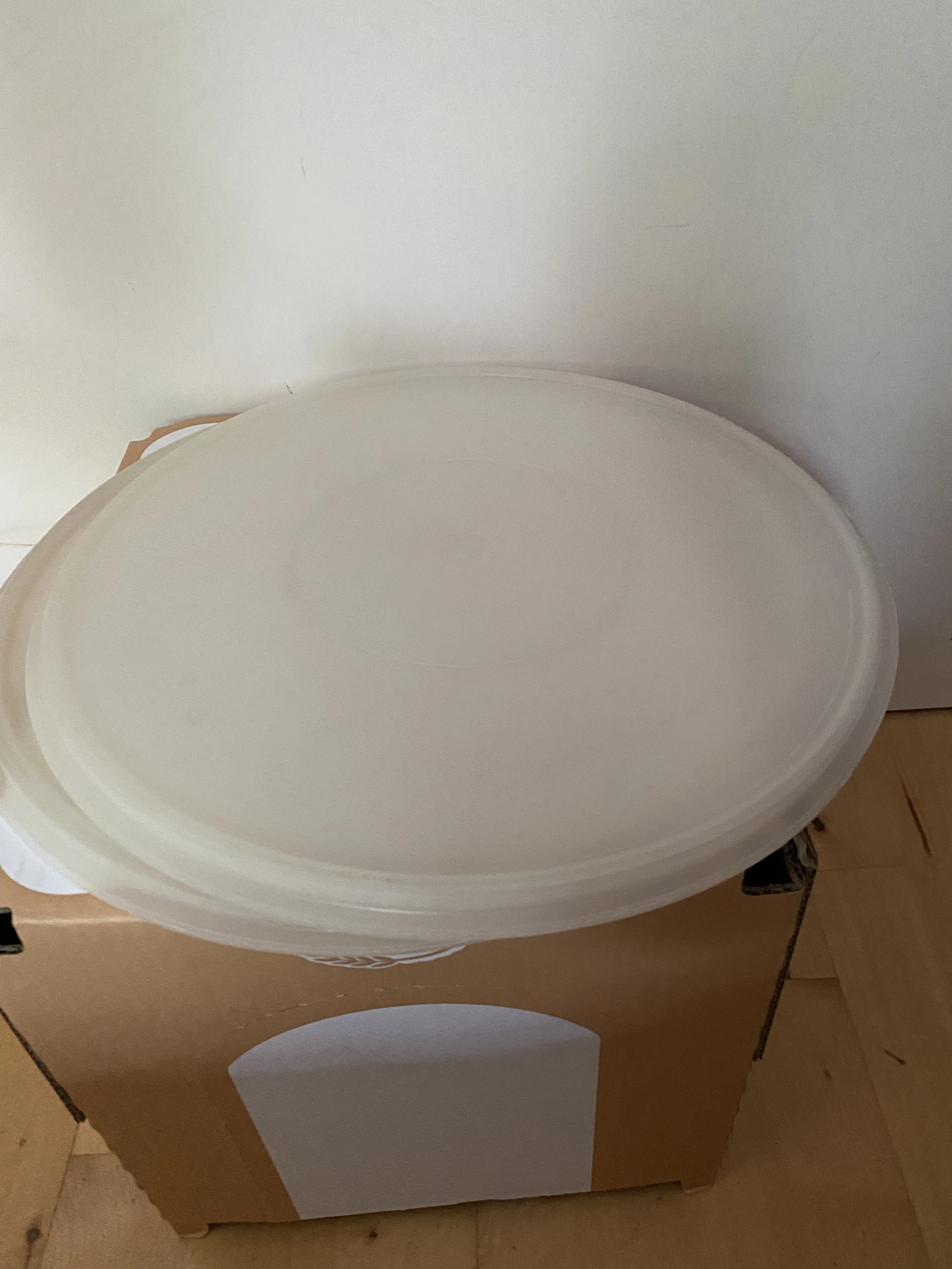 Tupperware 3