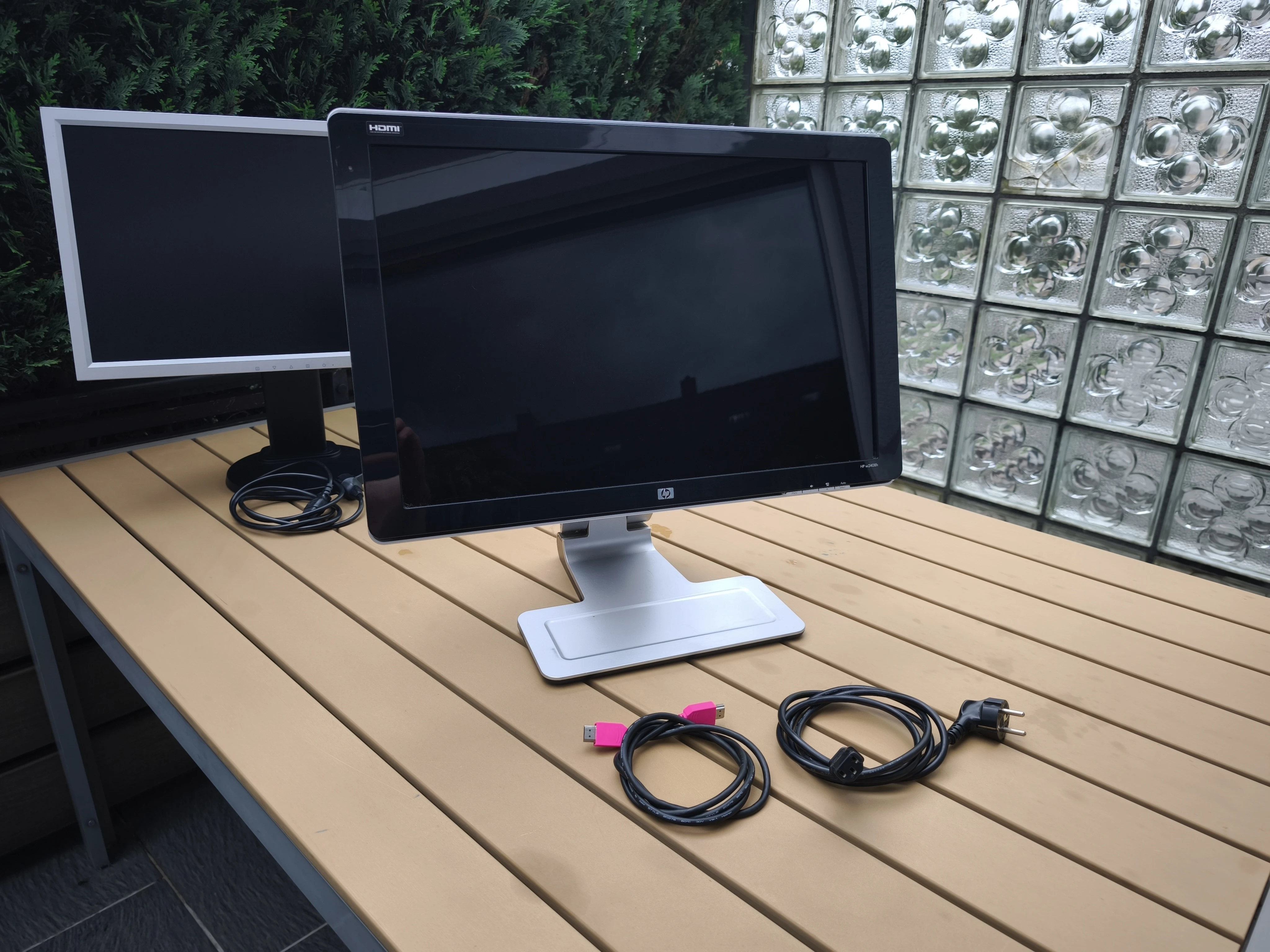HP W2408h 24 Zoll Monitor