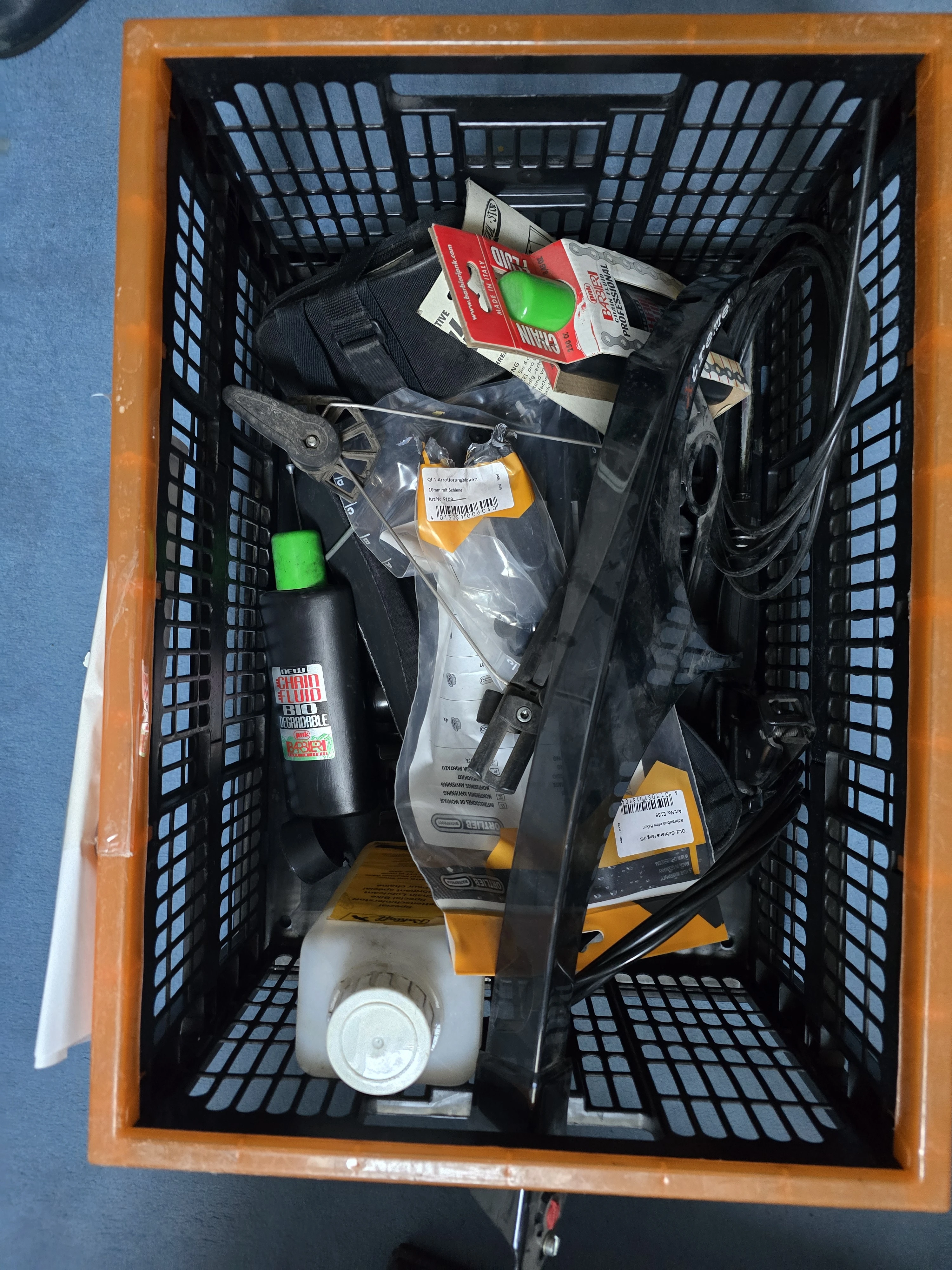 Ersatzteile zum aussuchen 1€/Stück