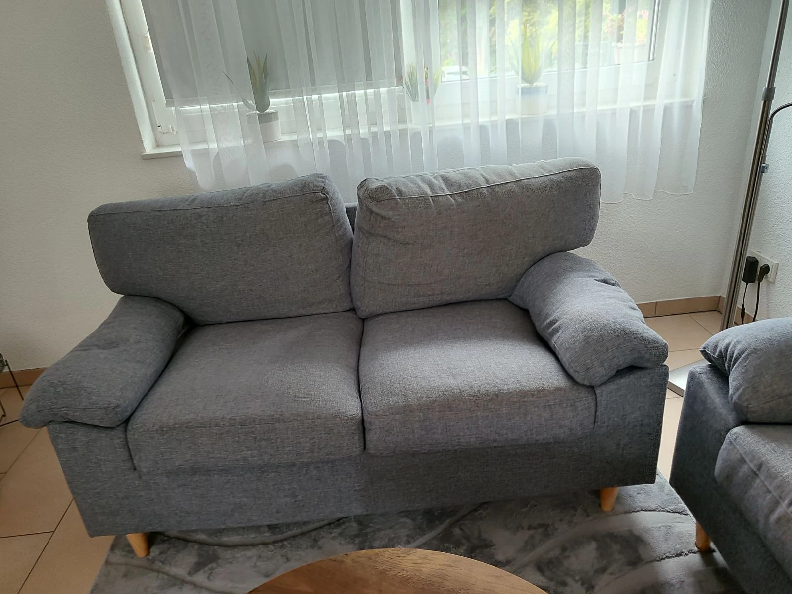 2 Sofa