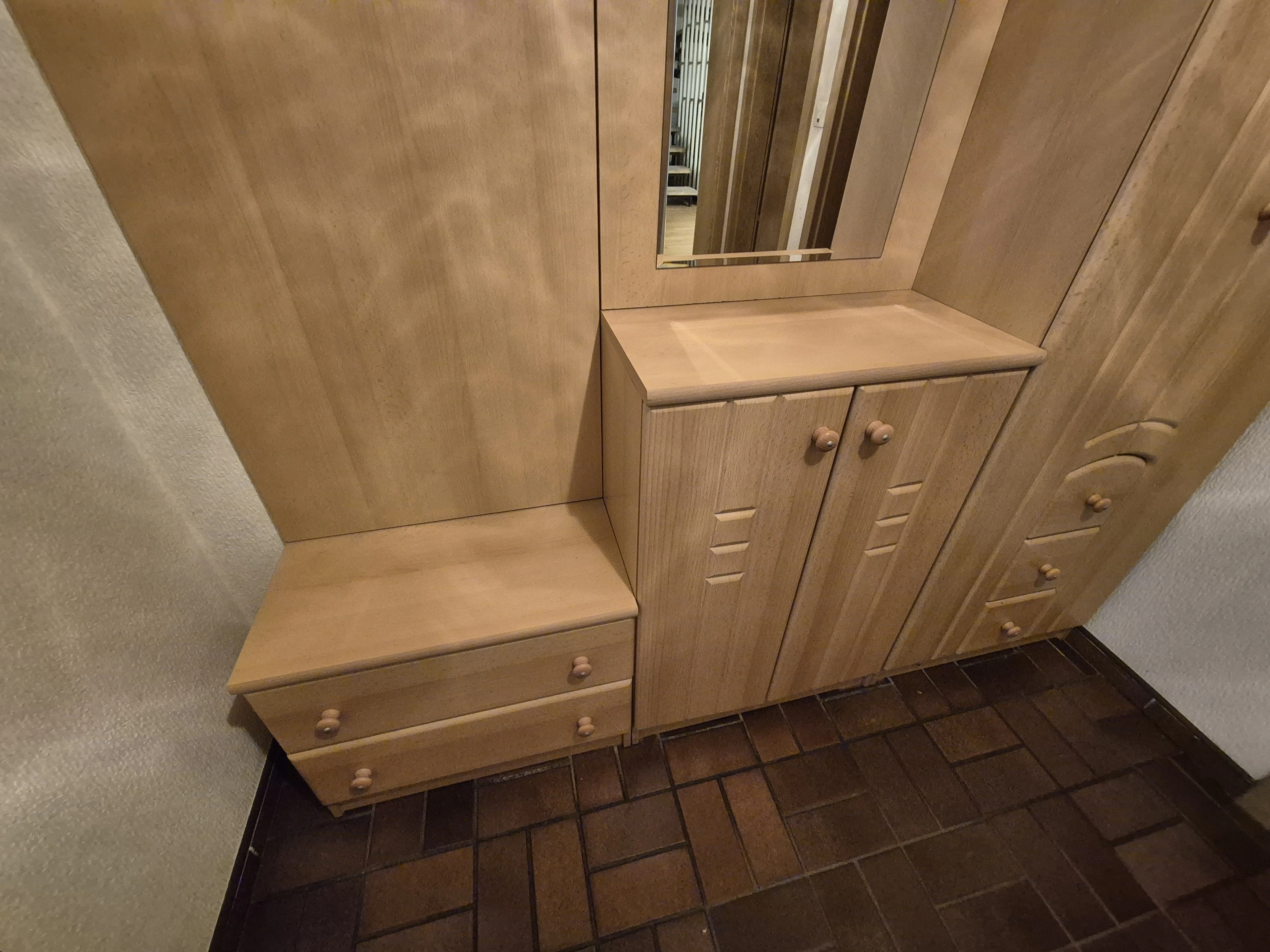 Garderobe 5