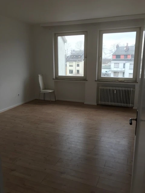 Schlafzimmer nach hinten zum Garten