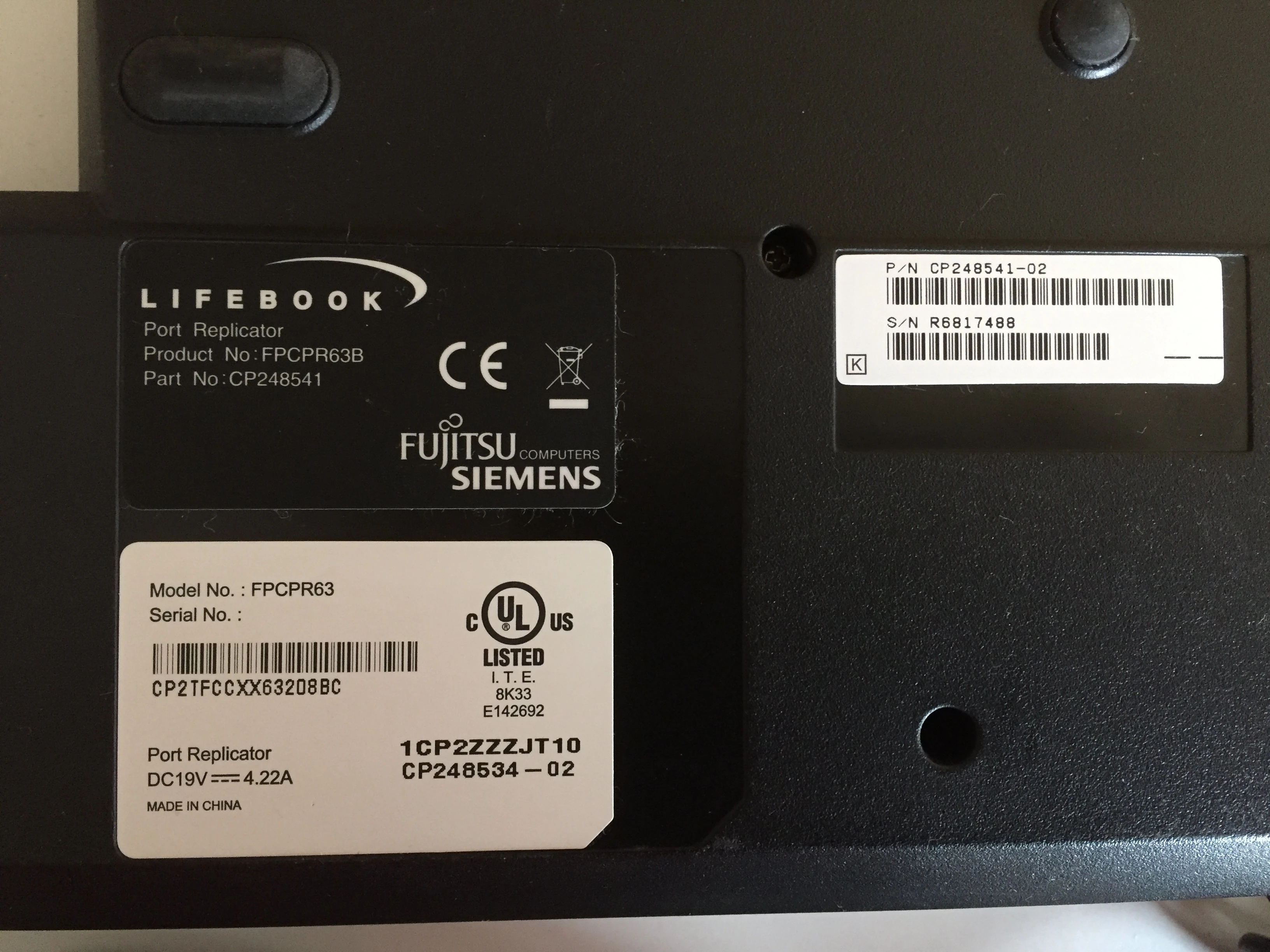   Fujitsu Notebook Docking-Station/Port Replicator 