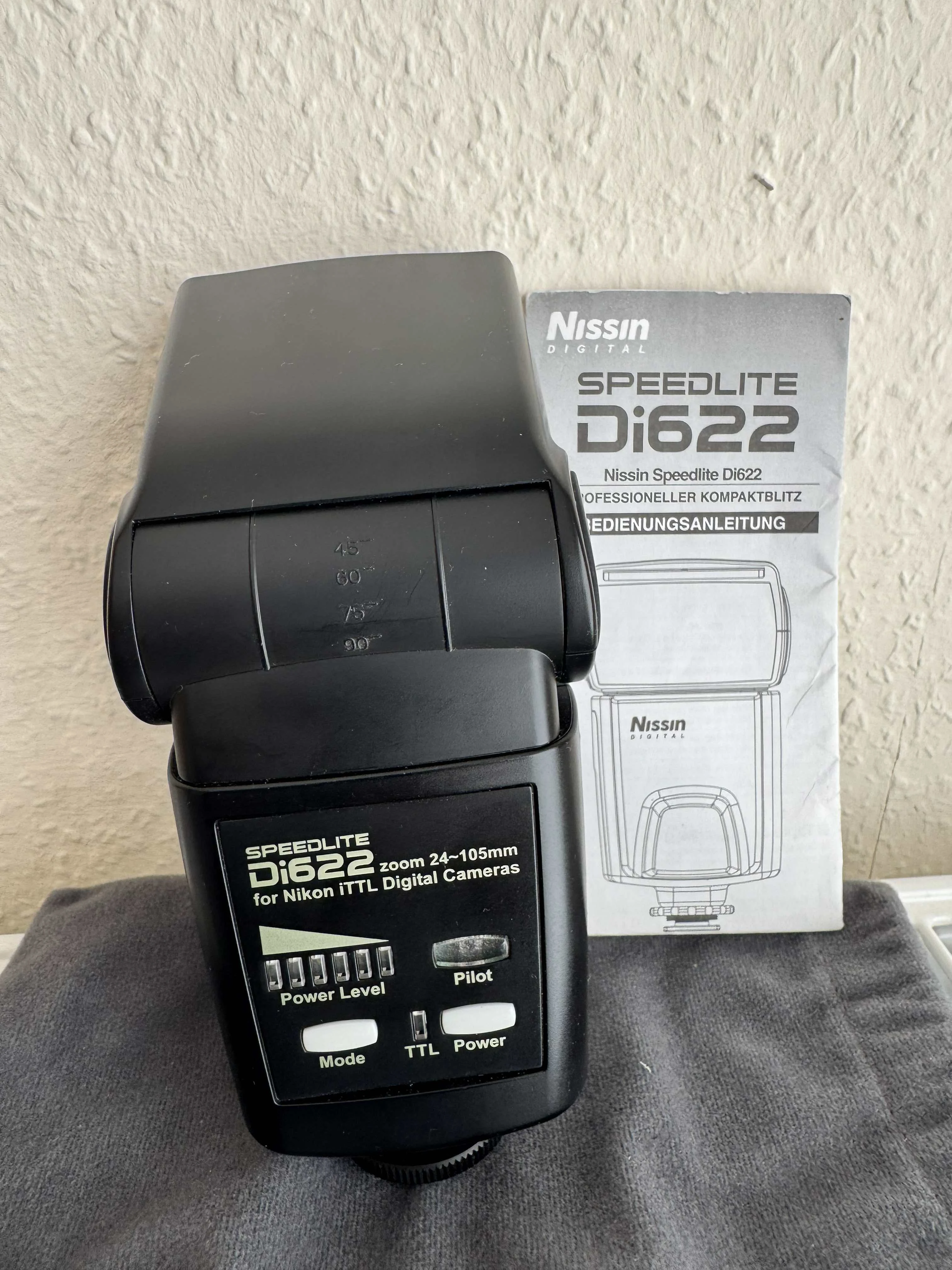 Nissin Speedlite