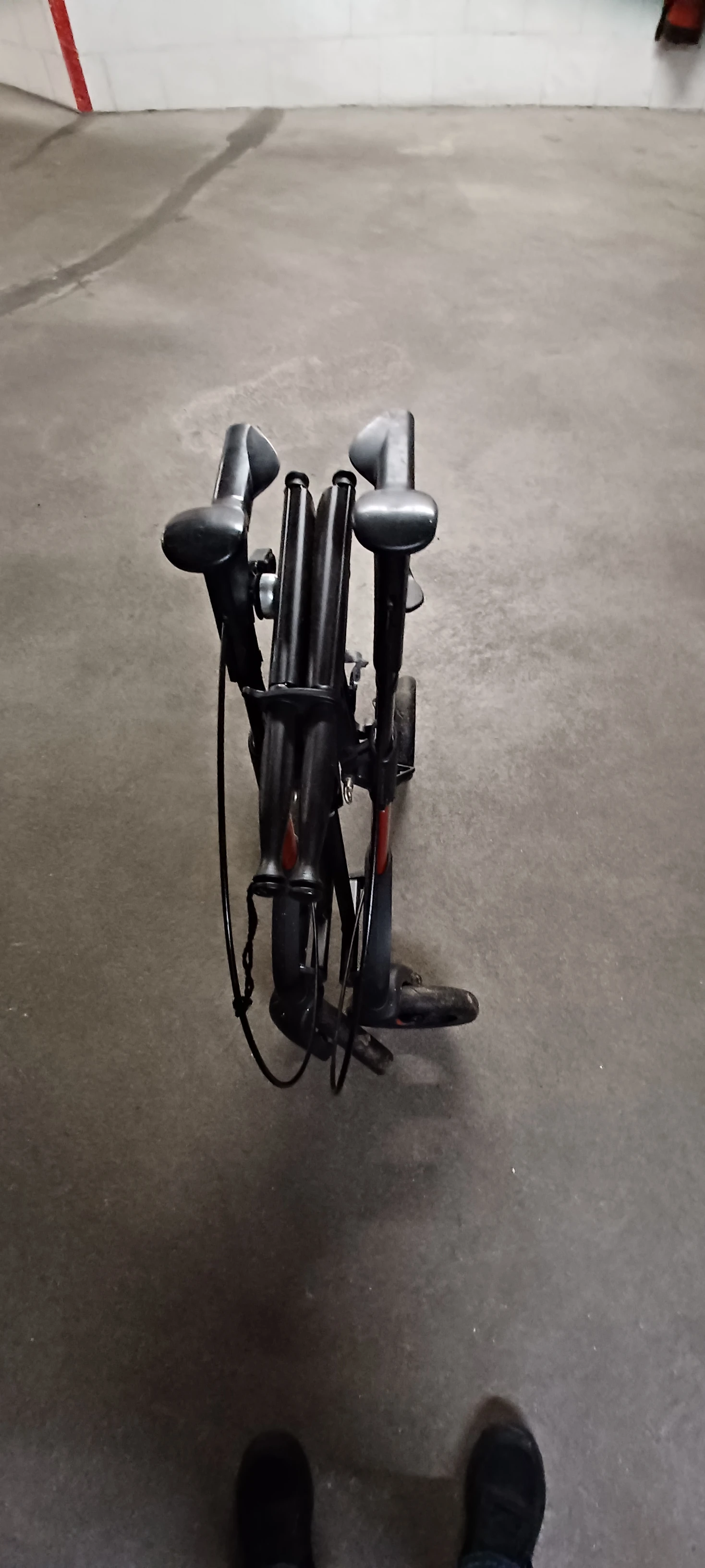 Rollator zusammen geklappt 