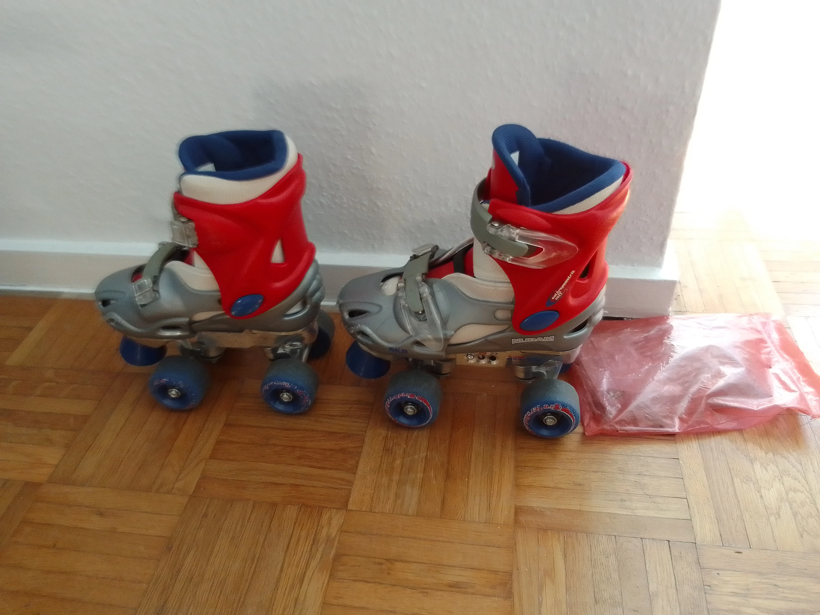 Roller Skates Größe 27-31 verstellbar