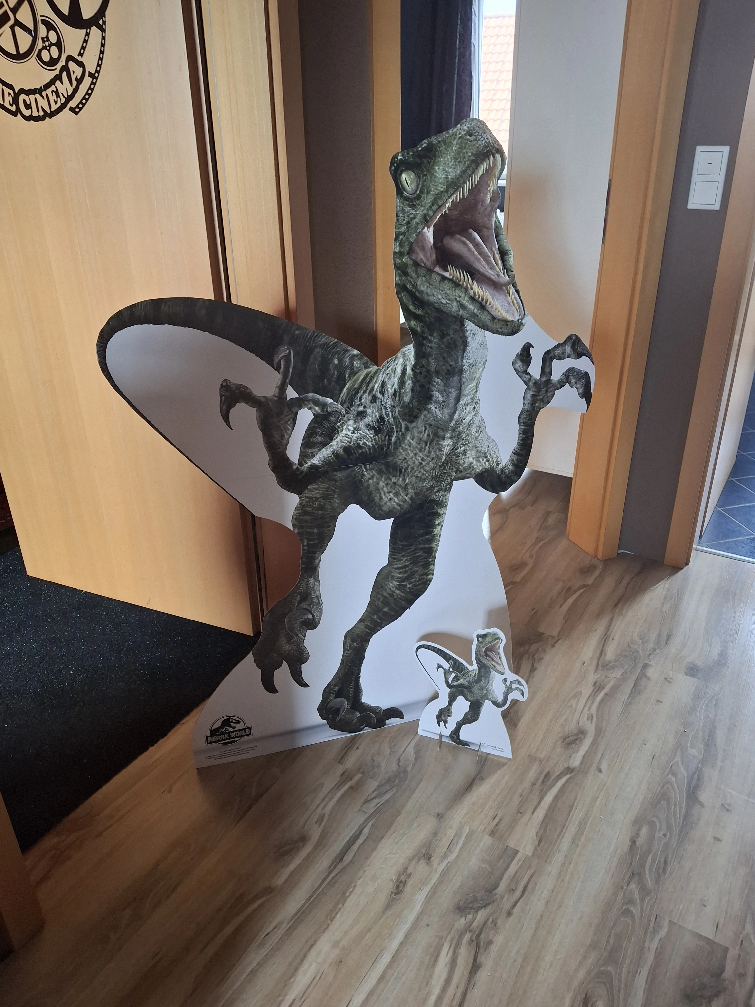 Pappaufsteller Jurasic World 