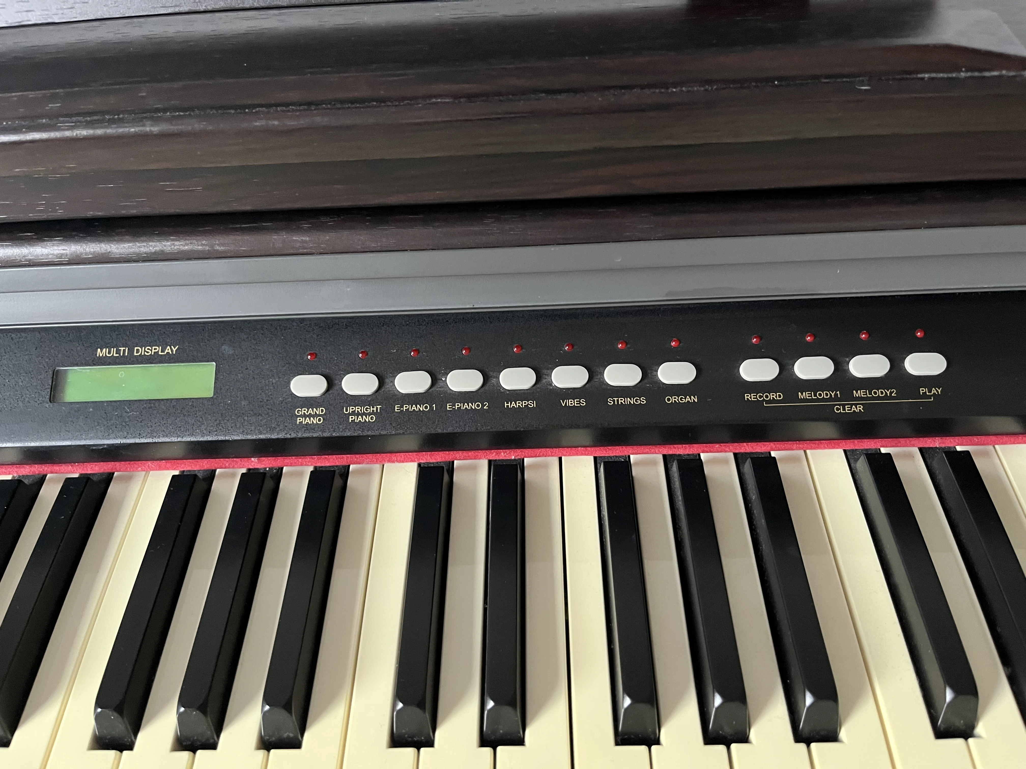 E Piano