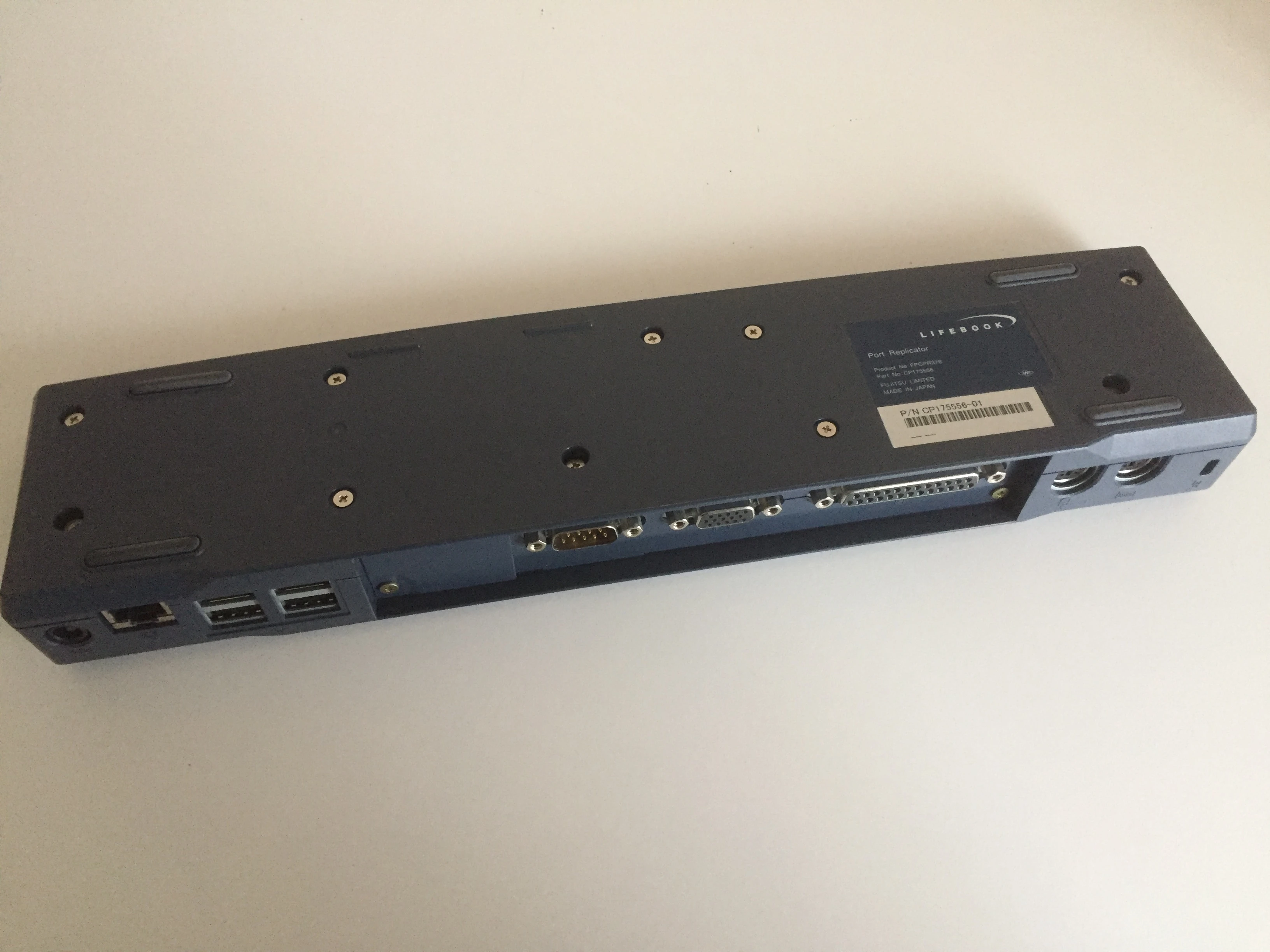   Fujitsu Notebook Docking-Station/Port Replicator 