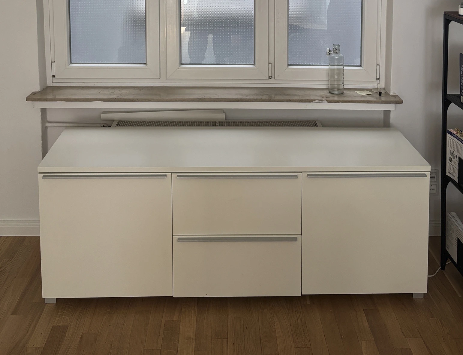  fabe: weiß mit ganz leichtem creme-ton
