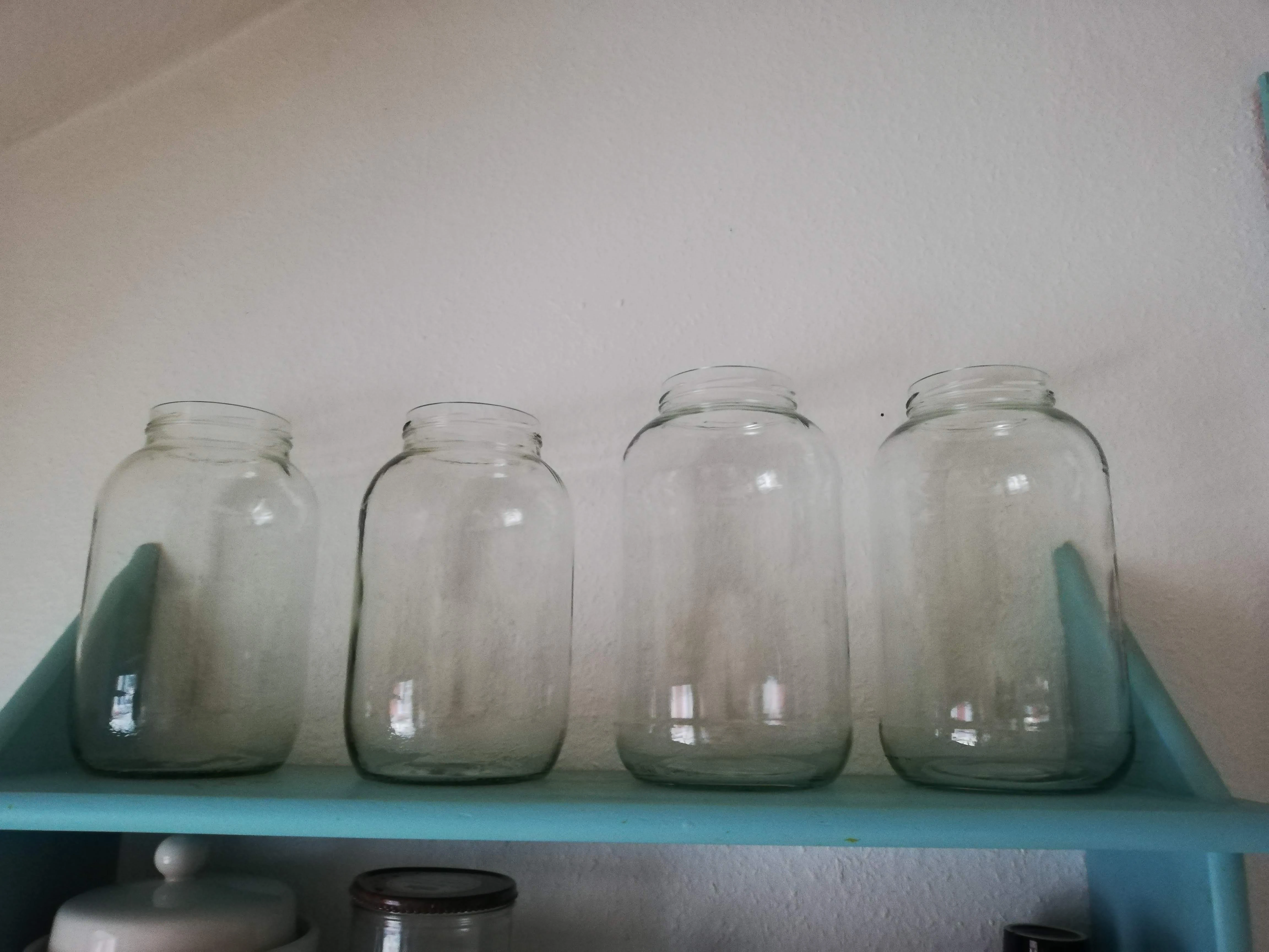 2 kleine, 2 große Gläser (als Beispiel)