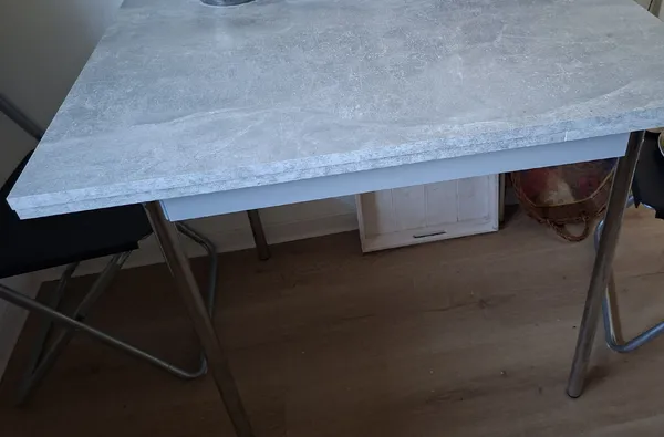 Küchentisch 