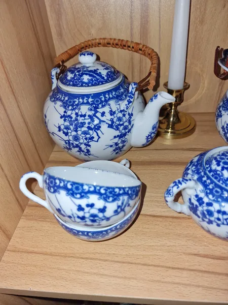 Blau