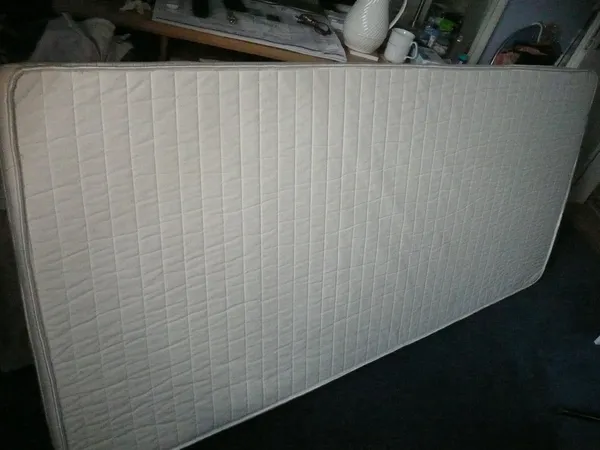 Matratze 90/200/12