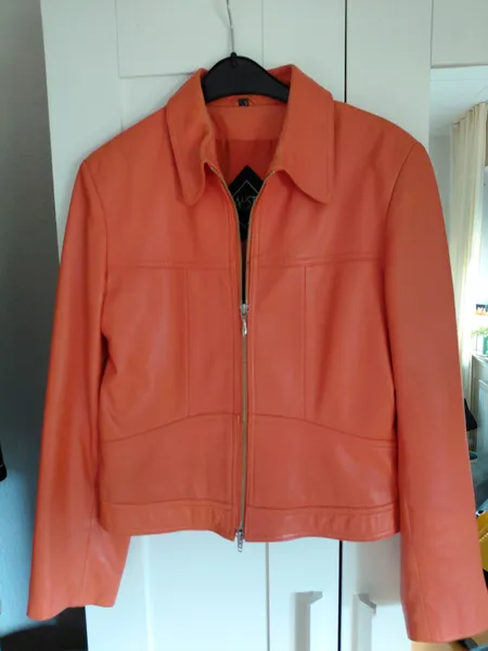 Lederjacke der Marke Aust