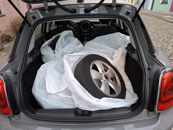 4 Stück Original Mini Alu-Felgen