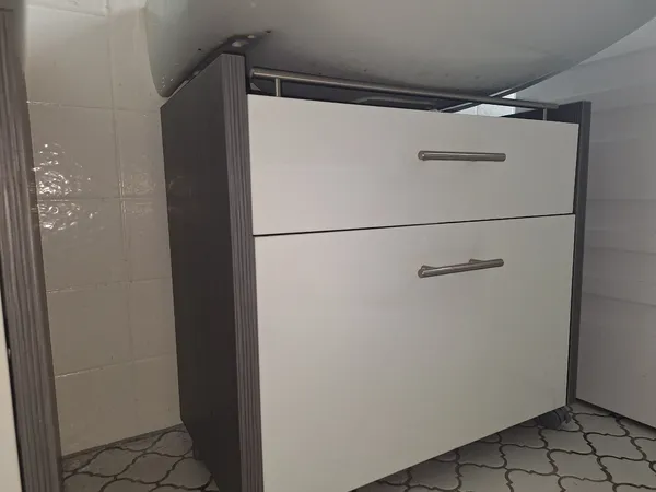 Unterschrank