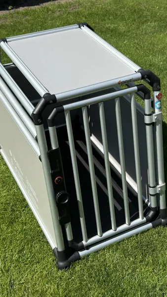 Hundetransportbox