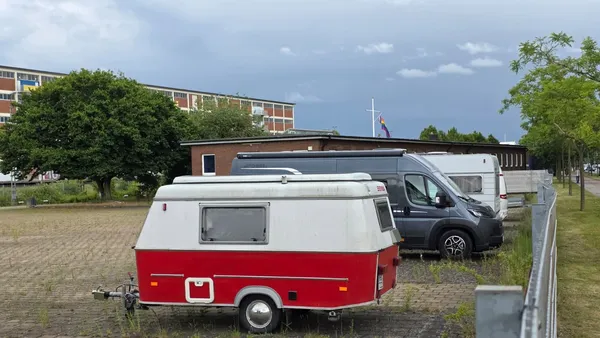 Wohnmobil- und Campinganhängerstellplatz Überseestadt Bremen