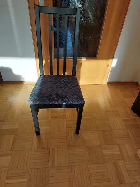 Esstisch  und Stühle 