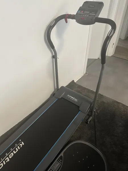 Laufband Knetic Sport