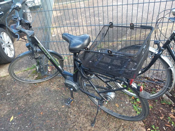 Korb und Schlüssel vorhanden