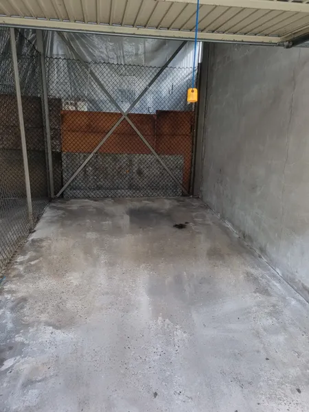 freie Garage
