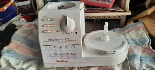 Moulinex 750