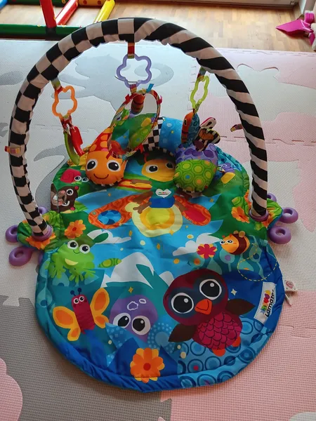 Lamaze Baby Spielmatte Spielbogen Freddie the Firefly