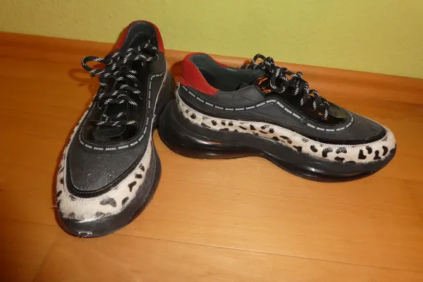 Schuhe