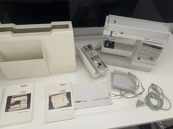 Nähmaschine Pfaff creativeCD