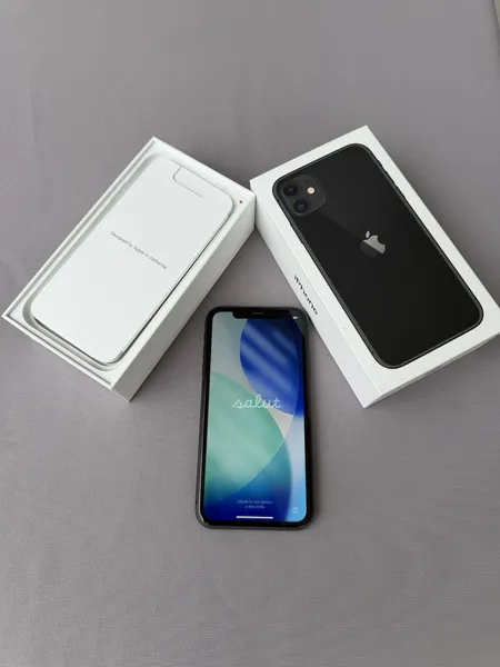 IPhone 11 mit Verpackung 