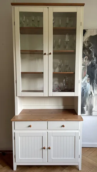 Vitrinenschrank Ikea