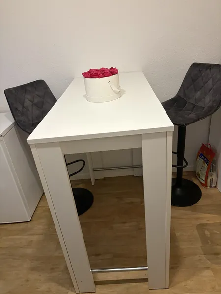 Maße vom Tisch: 120 x 58 x 108 cm
