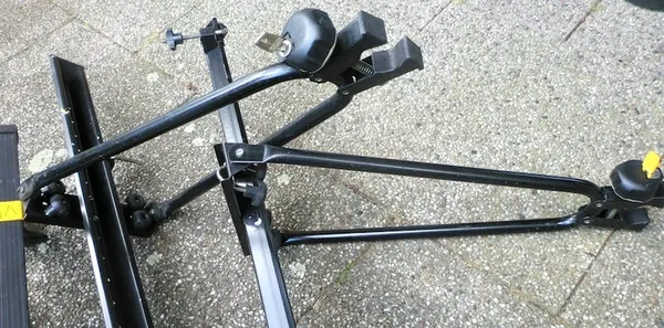 2 Fahrradträger mit Schloss